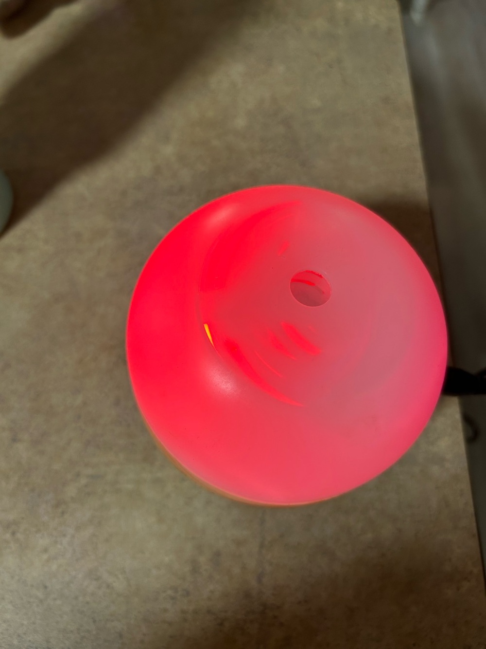 Oil diffuser & bluetooth speaker - Picture 5 of 7